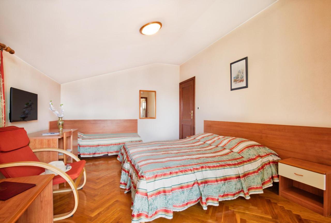 Villa Sveta Eufemija Bed End Breakfast I Rovinj Eksteriør bilde
