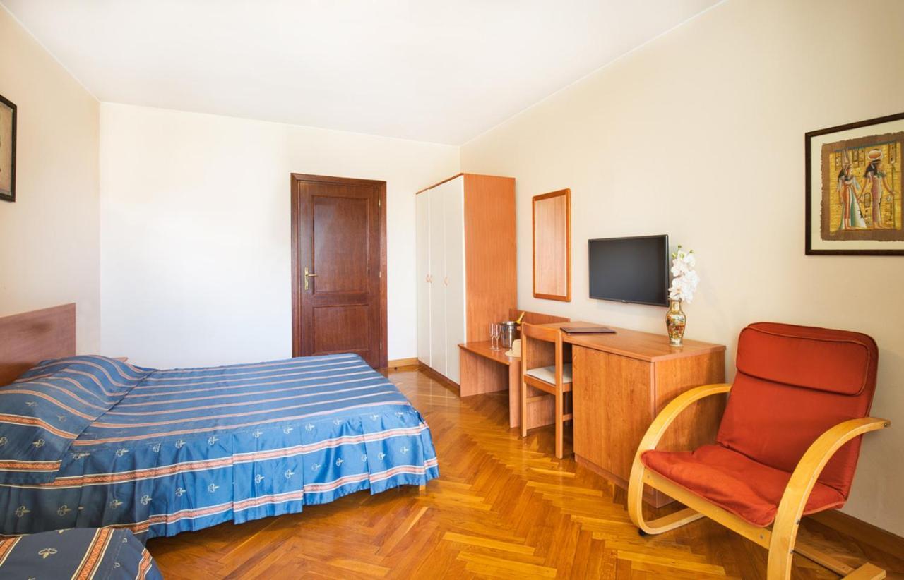 Villa Sveta Eufemija Bed End Breakfast I Rovinj Eksteriør bilde